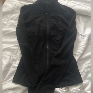 Black lulu lemon jacket